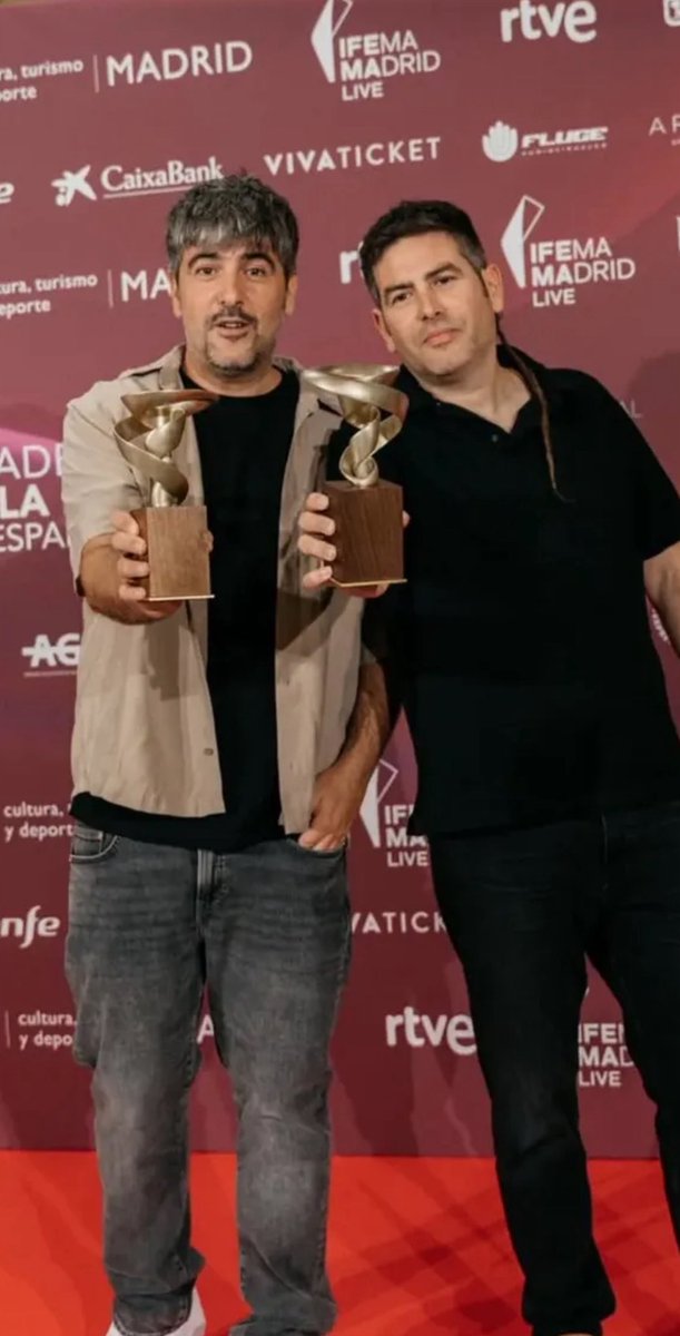 💪🏽DOBLETE 
#estopa #premiosacamus