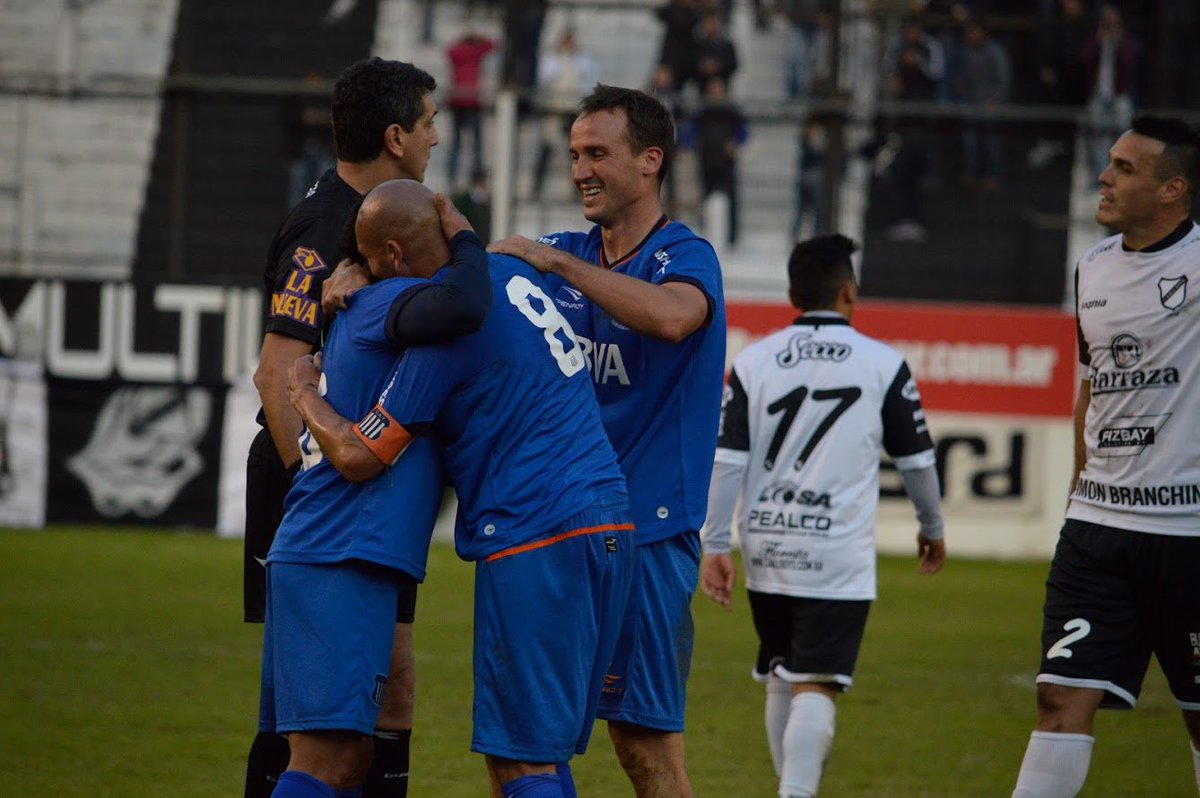 🥹  Hoy, hace nueve años.