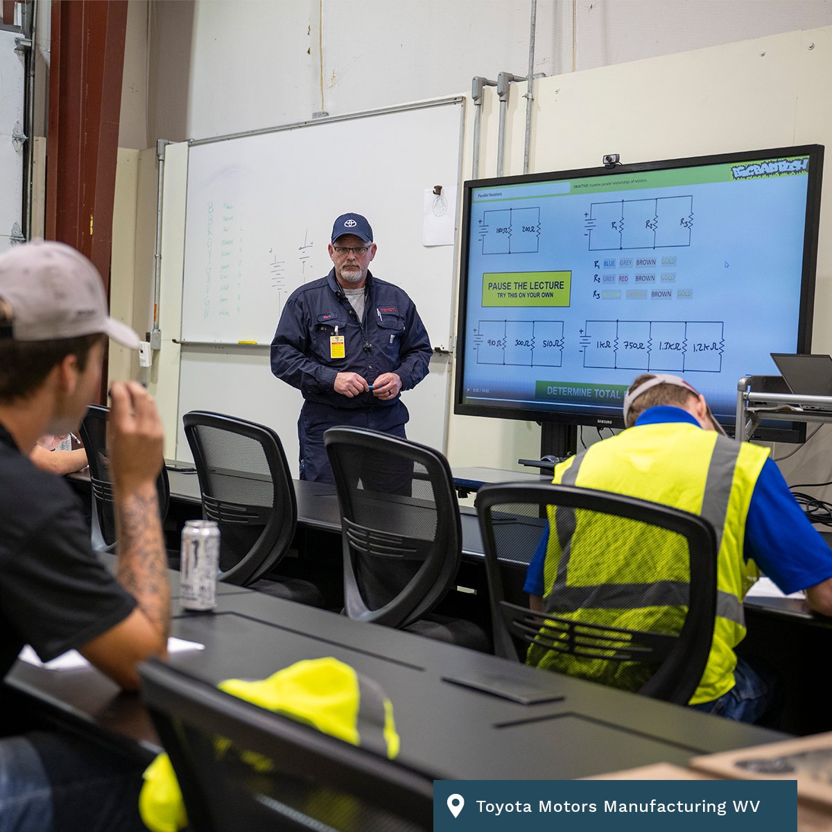 @daily304 (@daily304) on Twitter photo Learn how to handle honeybee swarms safely, discover why West Virginia is a prime location for business, and explore how AI is revolutionizing drug testing—on today’s daily304.
#YesWV <a href="/WVDeptofAg/">WV Dept. of Ag</a> #Innovation @WVCommerce
daily304.wv.gov Learn how to handle honeybee swarms safely, discover why West Virginia is a prime location for business, and explore how AI is revolutionizing drug testing—on today’s daily304.
#YesWV <a href="/WVDeptofAg/">WV Dept. of Ag</a> #Innovation @WVCommerce
daily304.wv.gov