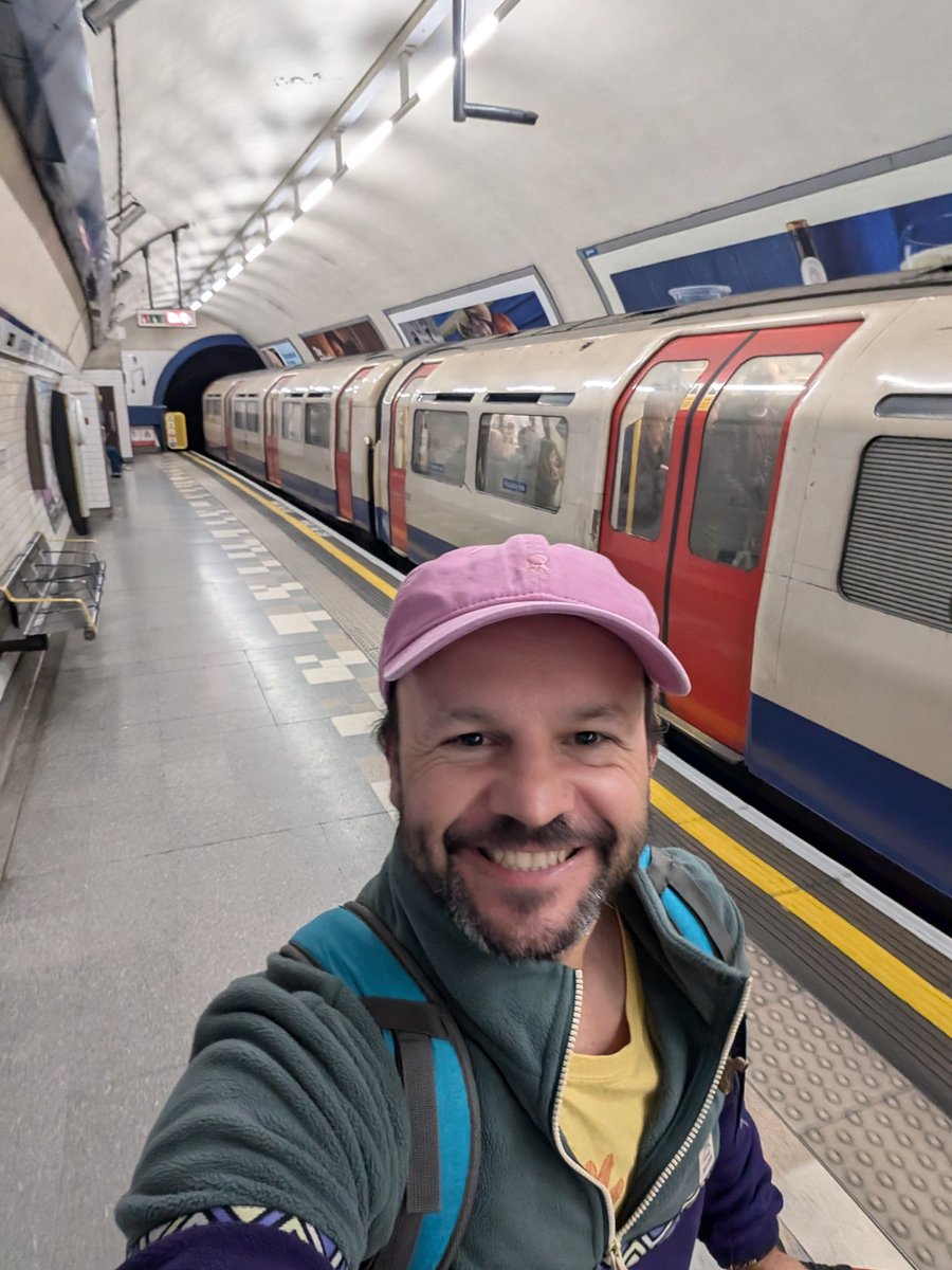 Robin_B's tweet image. I'm in London until the 11th of June! Who's here? I'll be showing Quantum Jungle at the Exhibition Road Festival on Saturday, in Imperial. 👨🔬