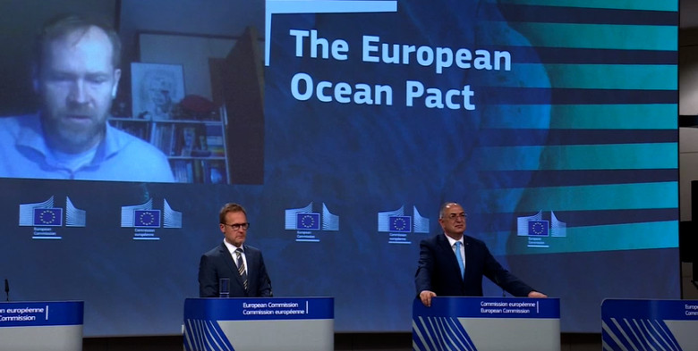 I just asked #EU Commissioner Costas Kadis whether the ##EUOceanPact will become binding legislation.

He confirmed:

"It is clear that we will propose an Ocean Act, which is a legislative tool which will secure the coordinated implementation of all ocean related policies."