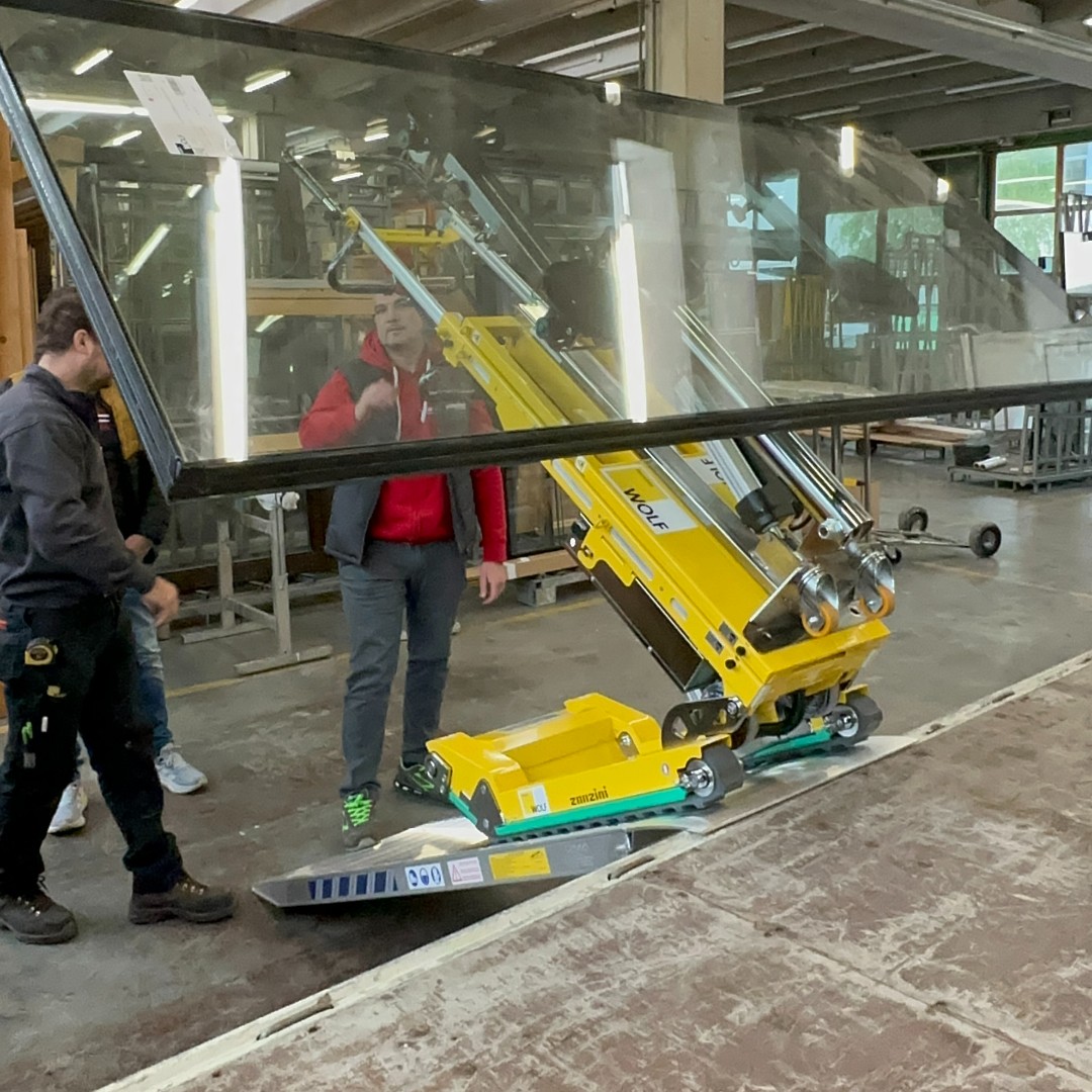 zonzini_sc's tweet image. 🔴 Glass + slope + van? Skipper Lift GL = total control.

🪟 Handles direct loading/unloading
⚖️ Stable even on inclines
🚚 Van-to-stairs made easy

📲 zonzini.us

#Zonzini #SkipperLiftGL #GlassHandling #SmartTransport #HeavyLifting