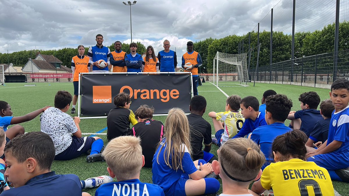 OrangeNormandie tweet media