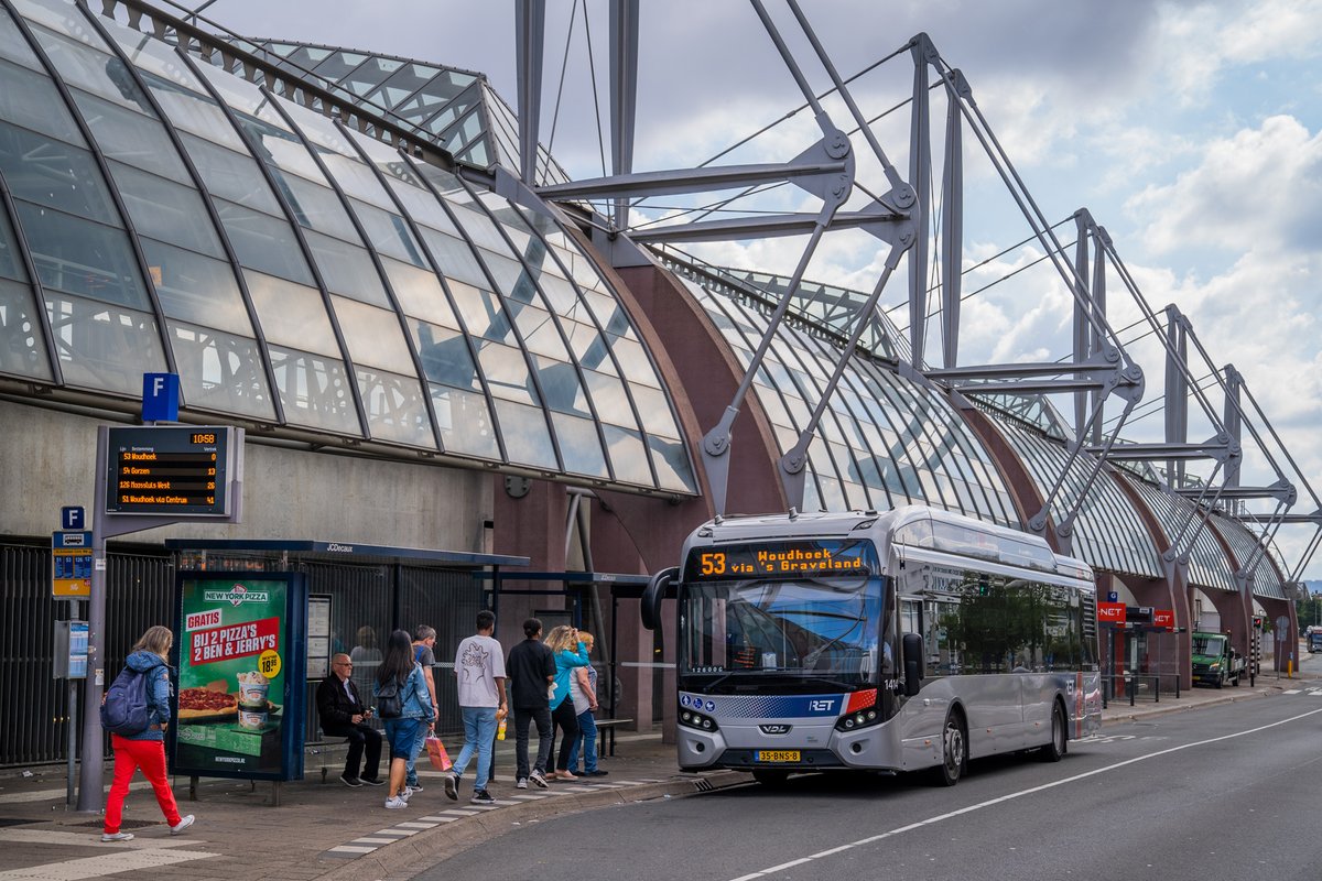 MRDH (@metropoolregio) on Twitter photo Bezuinigen op het ov? Ben je betoeterd! Dinsdag 10 juni om 8.45 uur toeteren bussen en trams in de metropoolregio Rotterdam Den Haag en <a href="/Vervoerregio/">Vervoerregio</a> Amsterdam. Lees het hele nieuwsbericht 👉 bit.ly/4mNdDRP
#RedHetOV Bezuinigen op het ov? Ben je betoeterd! Dinsdag 10 juni om 8.45 uur toeteren bussen en trams in de metropoolregio Rotterdam Den Haag en <a href="/Vervoerregio/">Vervoerregio</a> Amsterdam. Lees het hele nieuwsbericht 👉 bit.ly/4mNdDRP
#RedHetOV
