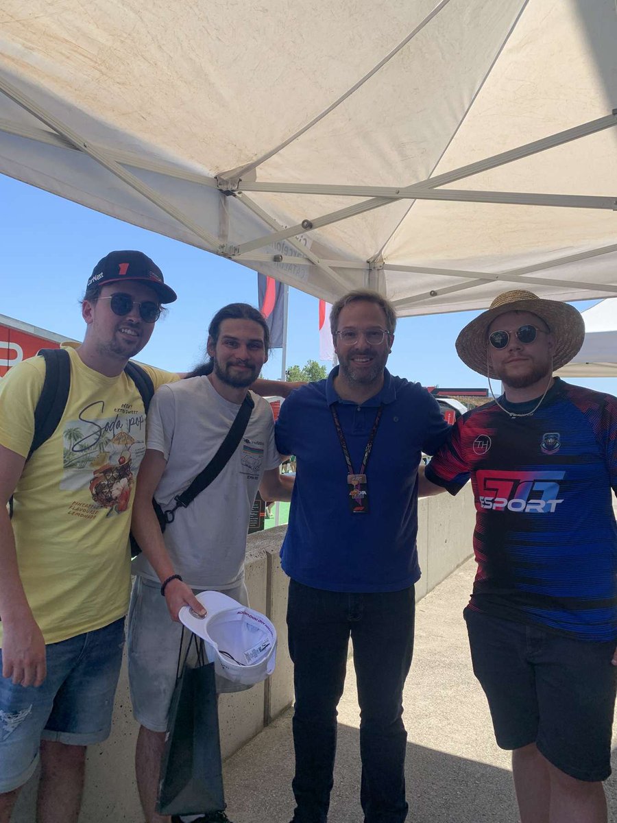 Gran Track 10 (@grantrack10) on Twitter photo Merci ร <a href="/Julien_FEBREAU/">Julien FEBREAU</a> pour sa gentillesse et son accueil chaleureux sur le circuit de Barcelone ! ๐๐
#WeAreGT10 #GT10Family Merci ร <a href="/Julien_FEBREAU/">Julien FEBREAU</a> pour sa gentillesse et son accueil chaleureux sur le circuit de Barcelone ! ๐๐
#WeAreGT10 #GT10Family