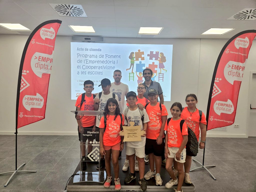 Escola la Parellada tweet media