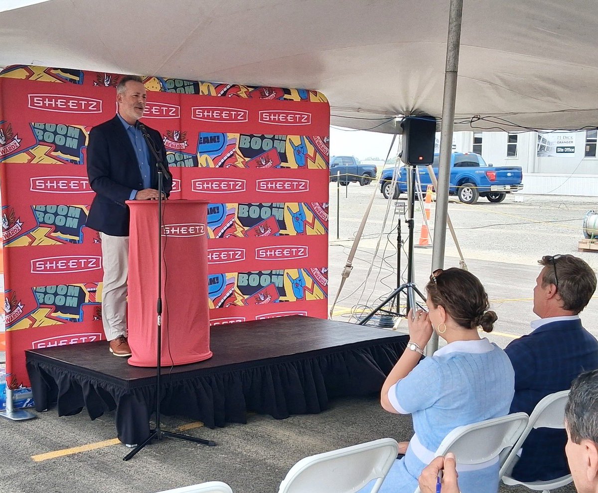 OhioTreasurer's tweet image. 📍 Findlay
The @sheetz distribution center construction ceremony for their new facility showcased Sheetz’s commitment to community, innovation, and growth.
I am excited for the positive impact on Findlay’s workforce and future economic development.