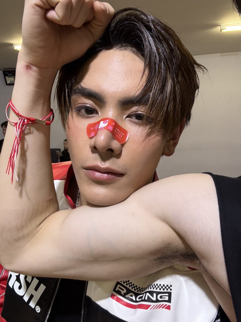 อันโดรเมด้า ชุน (@chenrcj) on Twitter photo 