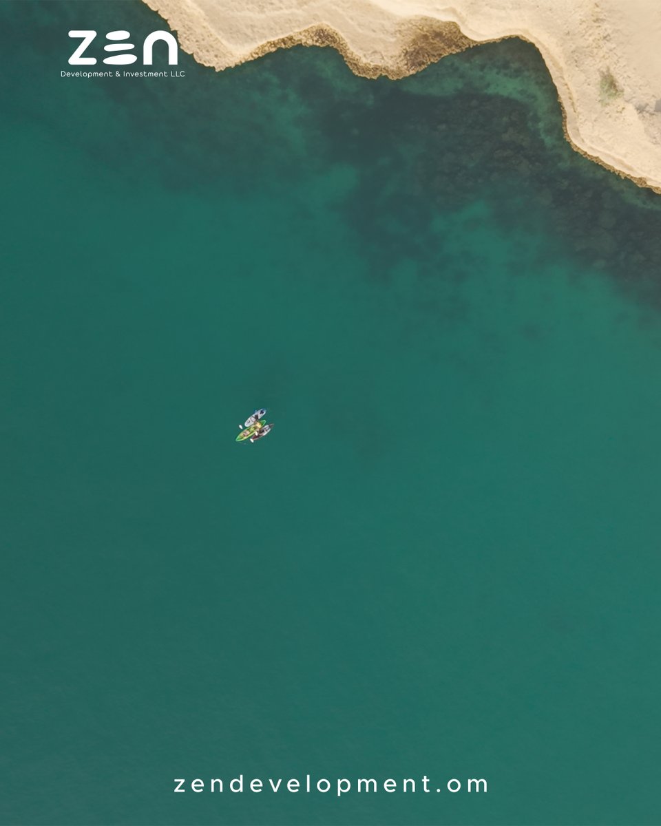 مساكن زِين حيث يلتقي جمال الطبيعة برفاهية الحياة
في مساكن زِين، تنسجم أناقة التصميم مع هدوء البحر…
من الاستوديوهات الأنيقة إلى الشقق الفسيحة واللوفت العصري، صُمّمت كل وحدة بعناية لتمنحك التوازن، الراحة، والإطلالة الخلابة على البحر.
هنا، حيث تحيطك المرافق الفاخرة من كل جانب،