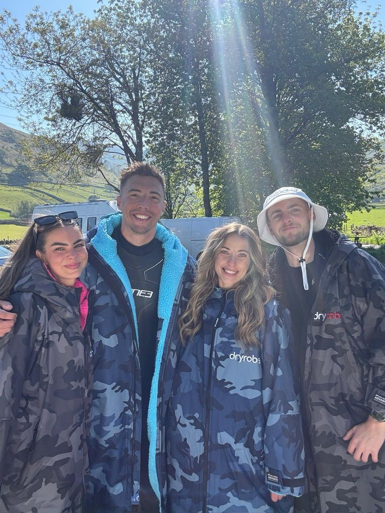 dryrobe's tweet photo. @cftrust Follow along on his journey, and hit the link to donate to his Just Giving page.

@adamjohnball // @cftrust 

🔗 https://t.co/D6kgqpZNxP

📸 @makmedia__ https://t.co/WuyLjE8S9Z