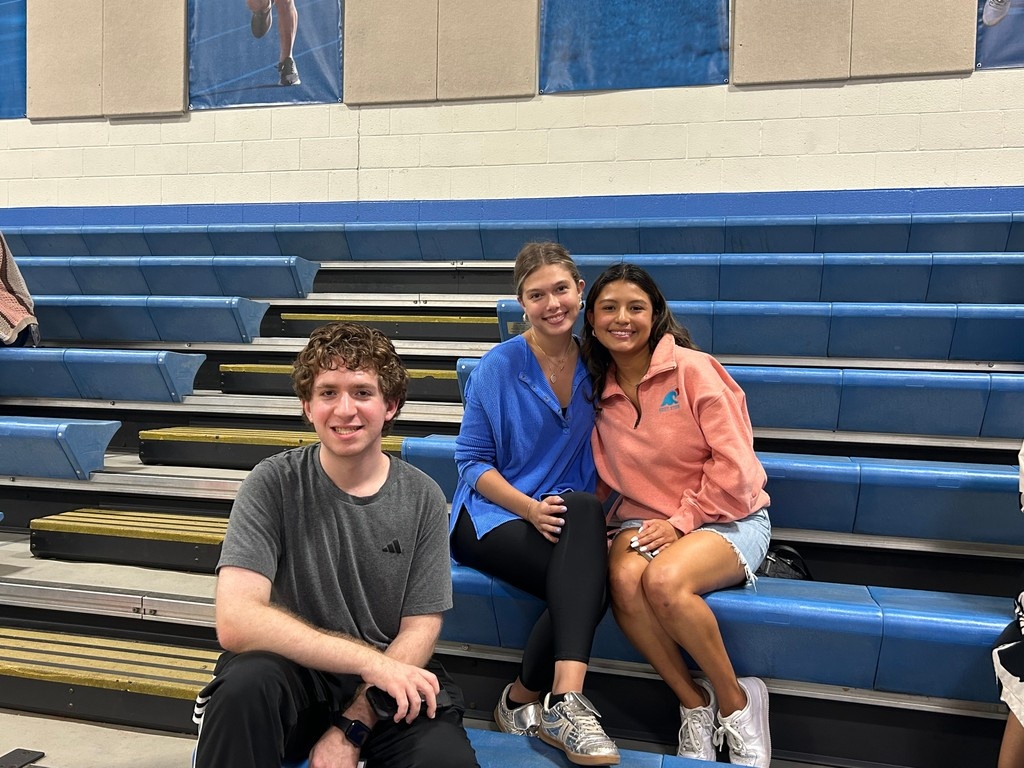 What a night! Thank you to all our amazing alum who came back to reconnect and celebrate. Great to see everyone at the basketball game and Happy Hour. Swipe through for 📸
Until next time!