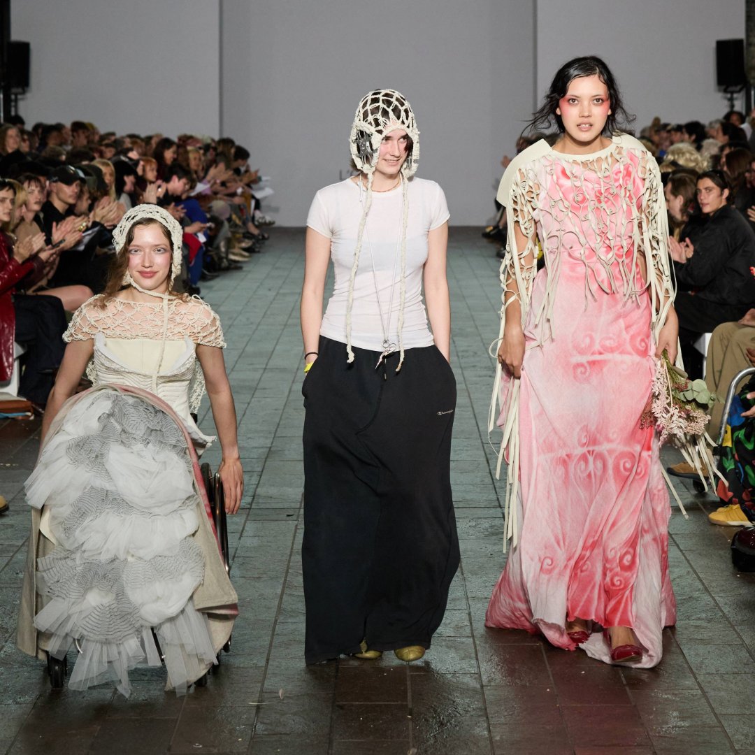 csm_news's tweet photo. Meet the winner and runner-ups of the L’Oréal Professionnel Young Talent Award 2025!

🏆: Mayah Hasbany 
1st and 2nd  runner-ups Hannah Smith and Haseeb Hassan ✨ 

Judged by Daniel Lee, Nicholas Daley &amp; Mandi Lennard, Ekow Barnes and Sarah Gresty. https://t.co/oHraQXgLCs