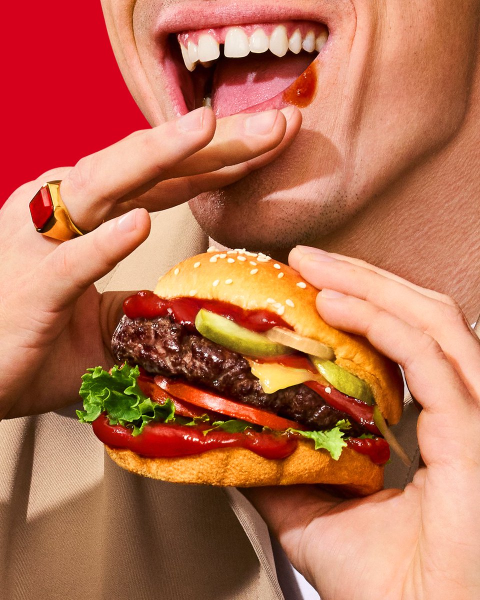 br_heinz's tweet image. hoje o dia é todinho dele: o maioral, Ketchup 🍅 quem conhece, sabe: o nº 1 é o meu! #TemQueSerHeinz