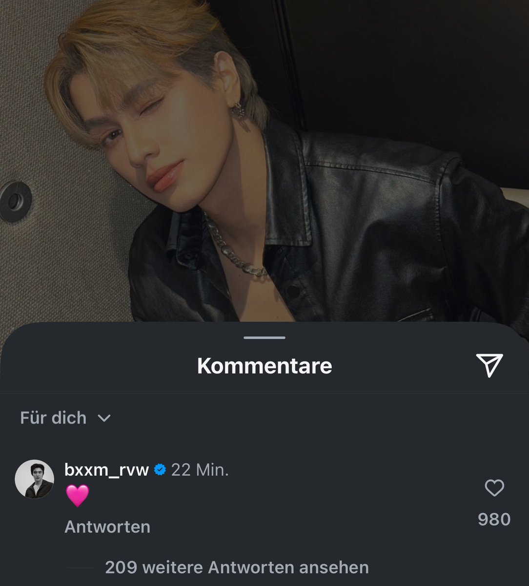 in love sir ?

VOICE OF AURALIS
#RiseWithSmartBoom 
#สมาร์ทบูม