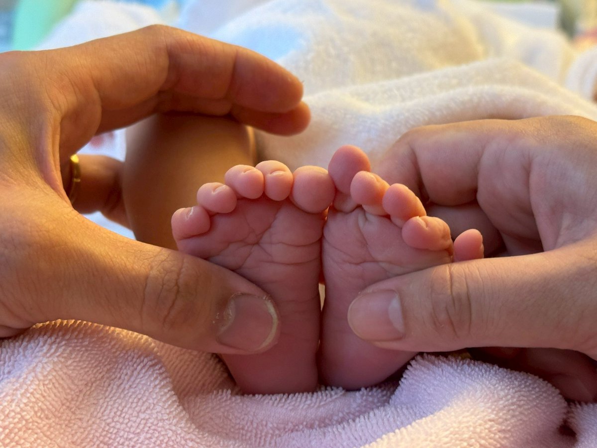 落ち着いたのでご報告
5/29に第一子の男の子が誕生しました👶
3,892gと大きく、頑張ってくれた嫁には感謝です😌