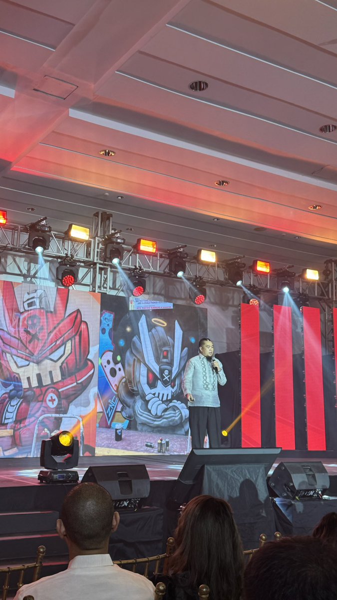 Jollibee tweet media