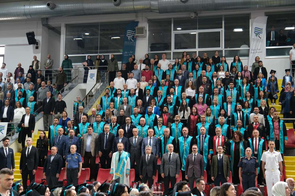 Fakültemizden yeni mezun olan Ziraat Mühendislerimizi ve üniversitemizin tüm mezunlarını tebrik ederim. Hayırlı olsun 🇹🇷🎉