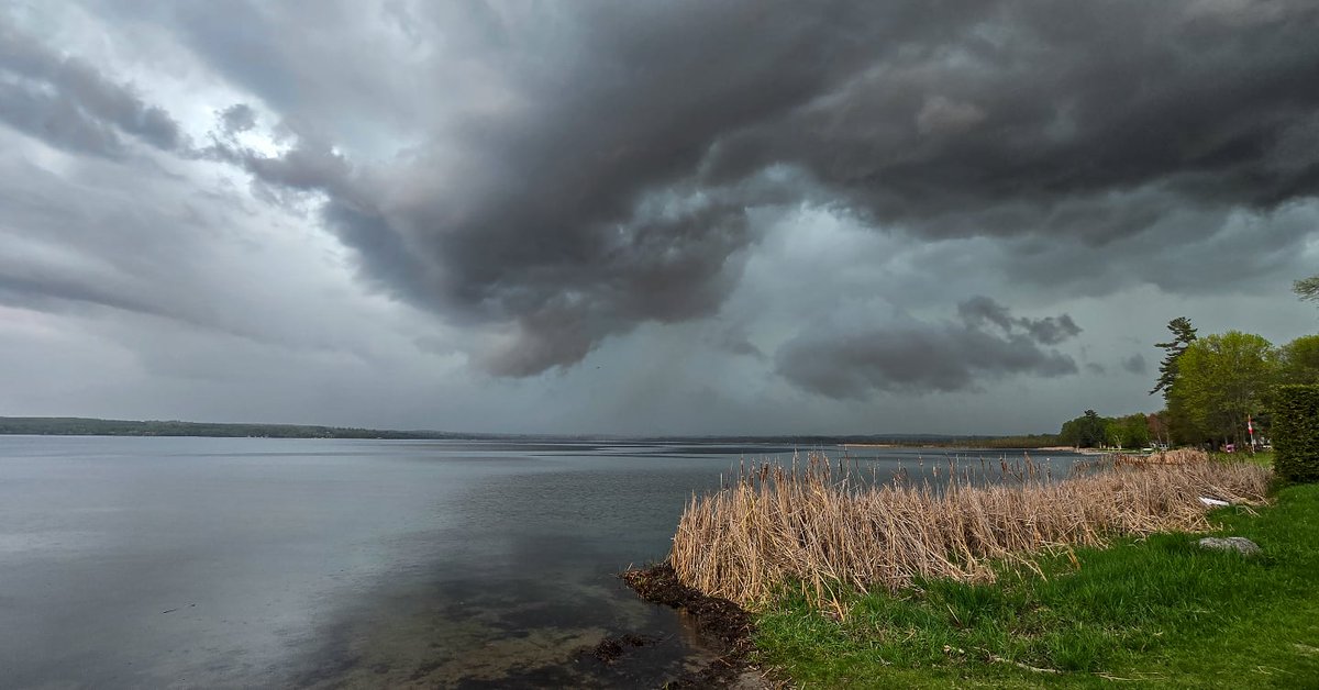 Where nature’s drama meets peaceful shoreline vibes.

📸 @_annie_snow_
📍Bonnechere Valley 

#ComeWander #OntariosHighlands #BonnechereValley #OttawaValley #RenfrewCounty