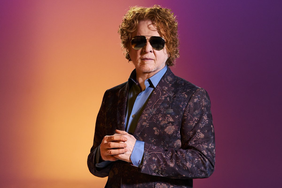 RollingStoneFra's tweet image. ÉPHÉMÉRIDE : le 8 juin 1960 naissait Mick Hucknall, chanteur de @SimplyRed.

Retour sur l'entretien qu'il a accordé à la rédaction à l'occasion de la sortie de l'album Time : rollingstone.fr/interview-mick…

#SimplyRed #mickhucknall