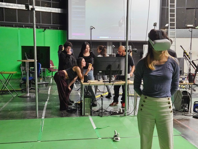 Uni of Nottingham Press Office (@uonpressoffice) on Twitter photo Artists from across the UK have been brought together for a transformative journey, exploring the capabilities of AI and immersive realities in art, at the <a href="/VIPStudioUoN/">Virtual & Immersive Production Studio</a>.
Find out more about the collaboration with <a href="/IJADdance/">IJAD Dance Company</a> here 🔽
ow.ly/VbcW50W4MP6 Artists from across the UK have been brought together for a transformative journey, exploring the capabilities of AI and immersive realities in art, at the <a href="/VIPStudioUoN/">Virtual & Immersive Production Studio</a>.
Find out more about the collaboration with <a href="/IJADdance/">IJAD Dance Company</a> here 🔽
ow.ly/VbcW50W4MP6