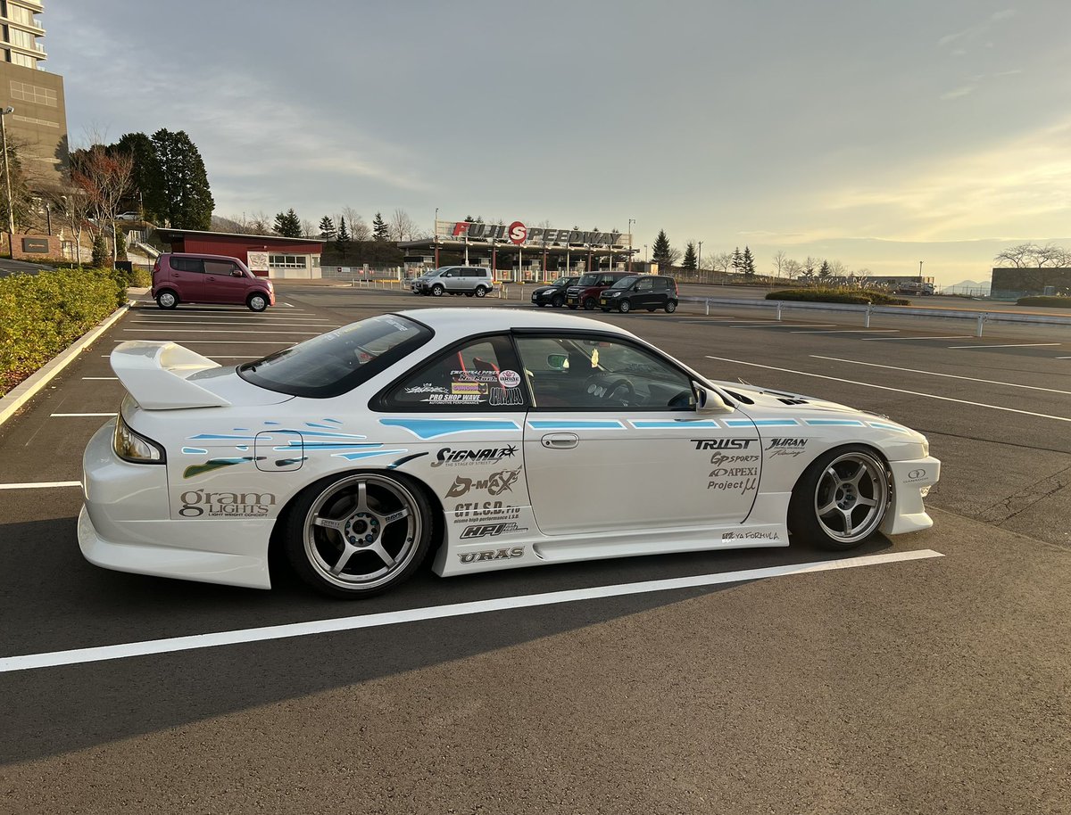 めちゃ中途半端だったのにインスタとかピンタレストで転載されまくってるの謎