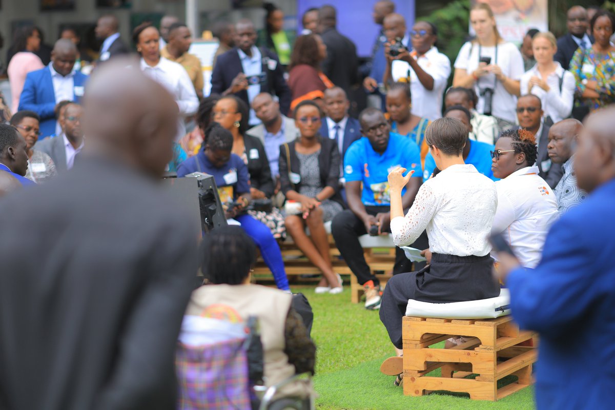 ngoforum's tweet photo. 🔥 At the Ekyoto fire place conversation, the DHO of Adjumani shares how Adolescent Responsive Services have empowered young people to understand their SRHR and hold health officers accountable.
“Nothing for young people without their involvement.” #DKUGPartnership25 #UNNGOF #YouthHealthRights