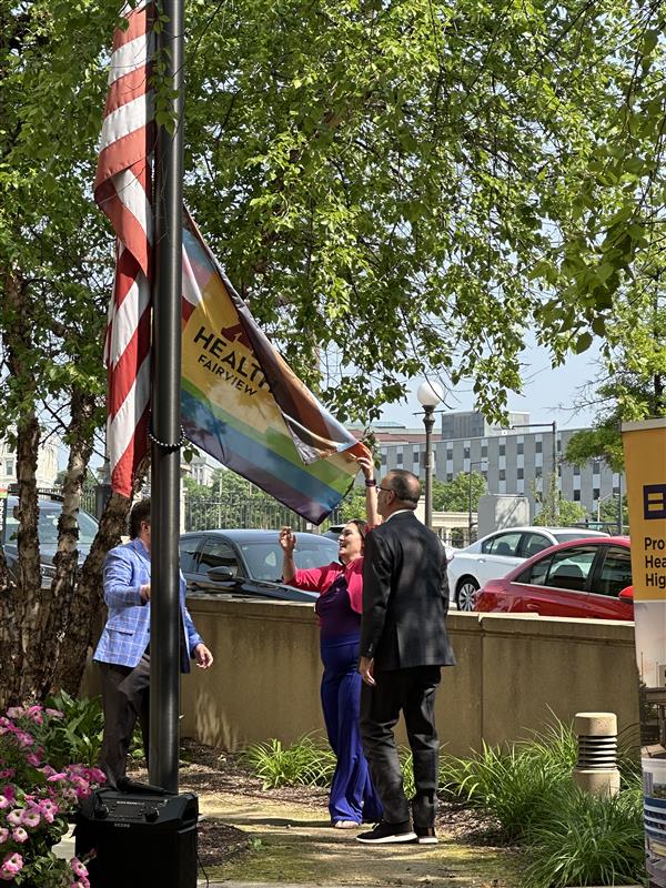 Fairview Health (@fairviewhealth) on Twitter photo This week across <a href="/MHealthFairview/">M Health Fairview</a>, we raised the Pride flag. As we did, we reflected on what it truly means to support our patients and staff while creating safe and welcoming spaces within our health system for all, every day of the year. 🏳️🌈 #PrideMonth This week across <a href="/MHealthFairview/">M Health Fairview</a>, we raised the Pride flag. As we did, we reflected on what it truly means to support our patients and staff while creating safe and welcoming spaces within our health system for all, every day of the year. 🏳️🌈 #PrideMonth