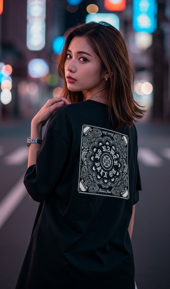 ラーメンを日常使いできるようなTシャツ作り始めました。
是非チェックよろしくお願いします！

ラーメン屋さんのコラボも募集中です！
インスタフォローも是非よろしくお願いします！

underg.thebase.in

instagram.com/ramen_holic_of…