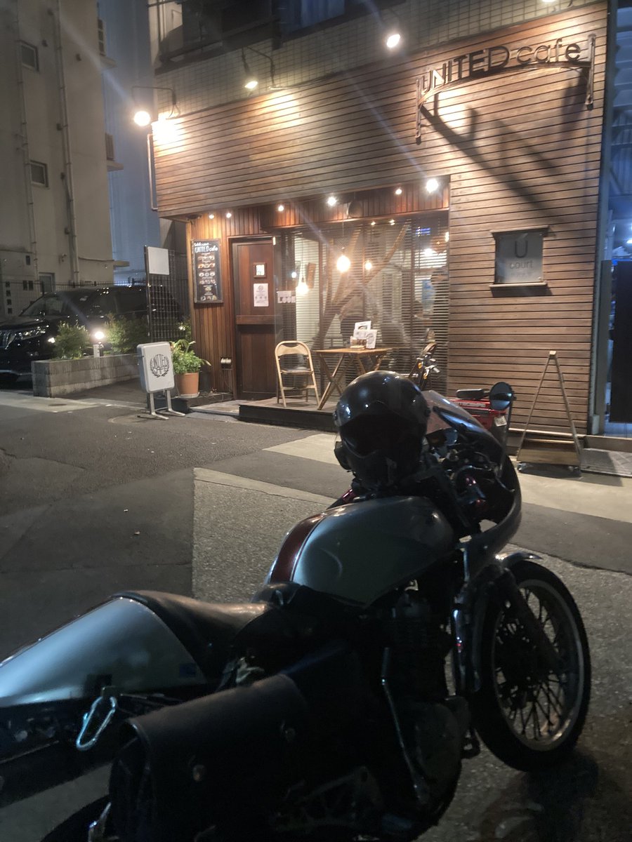 ZONN_n's tweet photo. カオマンガイとアイスコーヒー

#昨日描いた絵を晒そう https://t.co/V78xGVkw8e