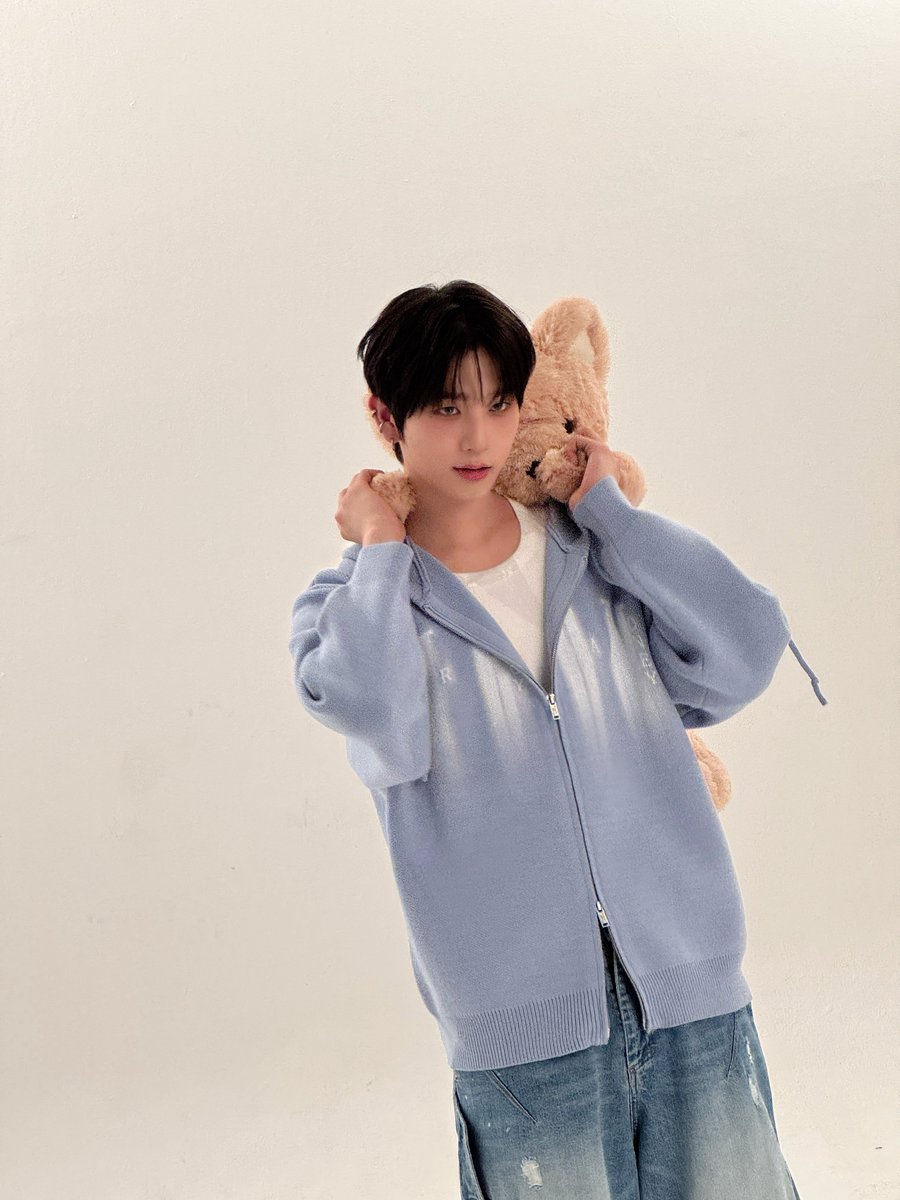 내 친구 곰도리🧸🧸

#EPEX #이펙스 #BAEKSEUNG #백승 #백전백승