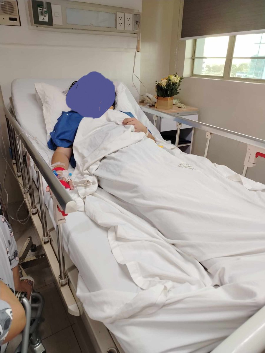 sethpuertoluna's tweet image. Seeking Mutual Aid
Please help me rebuild my life after a major operation ): (total thyroidectomy). Everything I received from my gofundme has been exhausted by my surgeon fees, and now I still have to take a battalion of medicine + maintenance + insulin as I recover. (Cont)