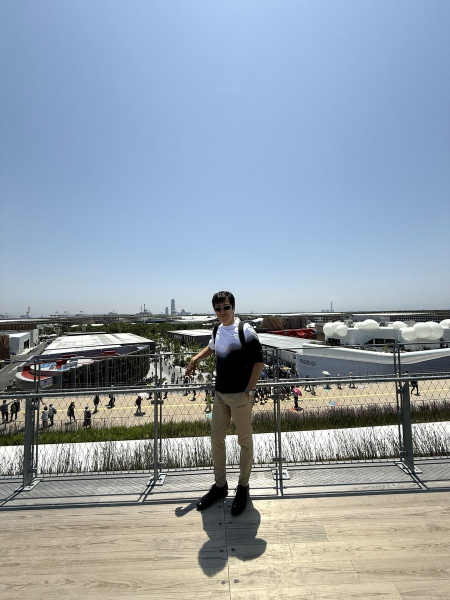 成功者の成功過程と意思決定を私は40年研究して来た。

10000人の経営者、専門職業人の人生と関わって来て明確に言えることは成功者は成功を心から求めているということだ。

求めてないものは手に入らない。
求めることそうすれば必ず叶えられる。

アチーブメントグループCEO