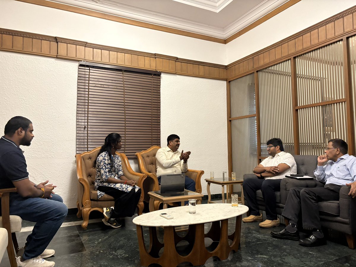 Team Sea Sakthi ๐ฎ๐ณ (@teamseasakthi) on Twitter photo Honoured to present Yali 4.0 to Mr. Karthikeyan R,
Grateful for the insightful conversation and the opportunity to present Yaliโs journey and innovations.
#MonacoEnergyBoatChallenge #EnergyBoatChallenge #EnergyClass #MEBC25 #TeamSeaSakthi #TSS25
<a href="/yachtclubmonaco/">Yacht Club de Monaco</a> <a href="/KCTOfficial/">Kumaraguru College of Technology</a> Honoured to present Yali 4.0 to Mr. Karthikeyan R,
Grateful for the insightful conversation and the opportunity to present Yaliโs journey and innovations.
#MonacoEnergyBoatChallenge #EnergyBoatChallenge #EnergyClass #MEBC25 #TeamSeaSakthi #TSS25
<a href="/yachtclubmonaco/">Yacht Club de Monaco</a> <a href="/KCTOfficial/">Kumaraguru College of Technology</a>