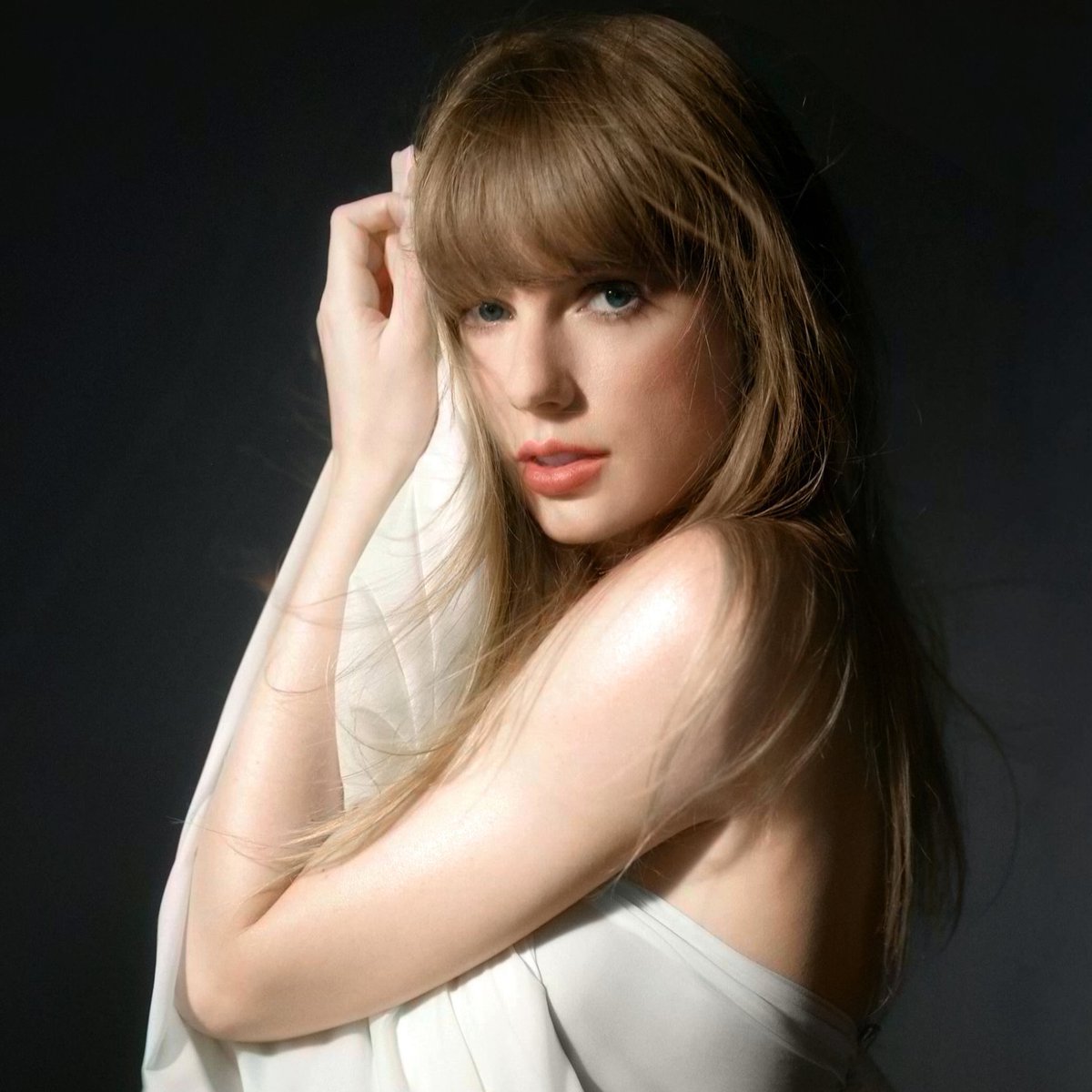 🚨| Taylor Swift remains the #1 most-streamed artist on Spotify for the fifth consecutive day!