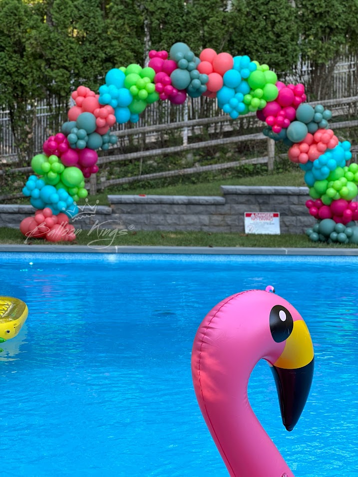 BalloonKin44398's tweet image. Make a splash with Balloon Kings! Our vibrant balloon arches and custom installations will turn your pool party into the ultimate summer celebration. 📷
#dallassummer #dallasballoons #dallaspools #dallasheat #dallasliving #dallasevents #dallasparties #dallasinfluencers #DallasTX