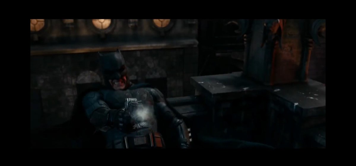 JustBenByDay's tweet photo. If only there was someone who could repurpose some of these cool Batman shots from JL17 into something worth while.... https://t.co/p8wJgdvOEf