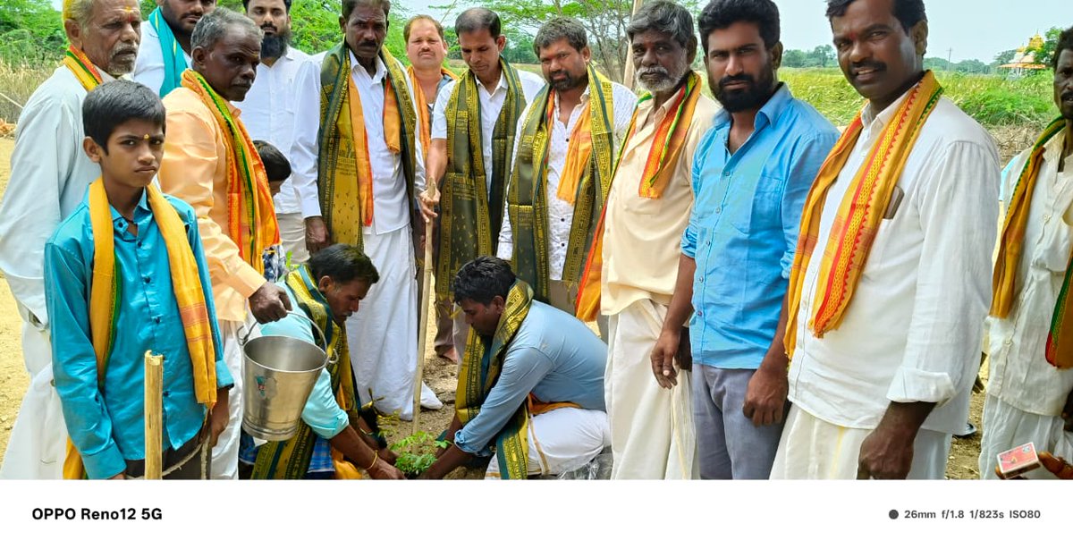 Haritha_Sena's tweet photo. ప్రపంచ పర్యావరణ దినోత్సవం సందర్బంగా గ్రీన్ ఇండియా ఛాలెంజ్ వ్యవస్థాపకులు గౌరవ శ్రీ @SantoshKumarBRS గారి ఆదేశనుసారం నిర్మల్ జిల్లా హరితసేన అధ్యక్షుడు రాథోడ్ అశోక్ గారి ఆధ్వర్యంలో దిలవాపూర్ మండలం గుండంపల్లి గ్రామంలో మొక్కలు నాటడం జరిగింది.
#GreenIndiaChallenge #harithasena #haritha_sena
@BRSparty @RaghavBRS