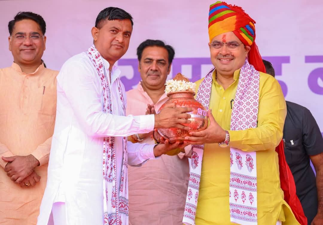 अमृतं जलम् : पत्रिका की पहल मुख्यमंत्री का संकल्प, रामगढ़ बांध जीर्णोद्धार समारोह 
धन्यवाद सरकार 
<a href="/BhajanlalBjp/">Bhajanlal Sharma</a> <a href="/BJP4Rajasthan/">BJP Rajasthan</a> <a href="/DrKirodilalBJP/">Dr. Kirodi Lal Meena</a> <a href="/Mahendra/">Mahendra</a> pal Meena