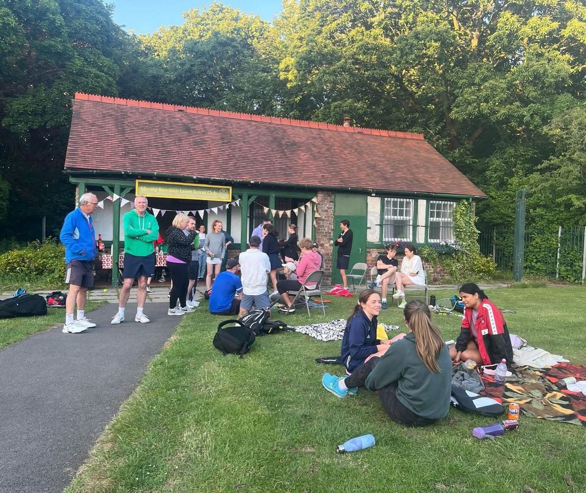 🎾THE HULK SMASH 2025🎾 What a smashing day at Mersey Bowmen on Sunday for our annual American-style tournament, The Hulk Smash-a fantastic afternoon of tennis, laughter, and community spirit. Thank you to everyone who came out and made it such a fabulous day #liverpooltennis