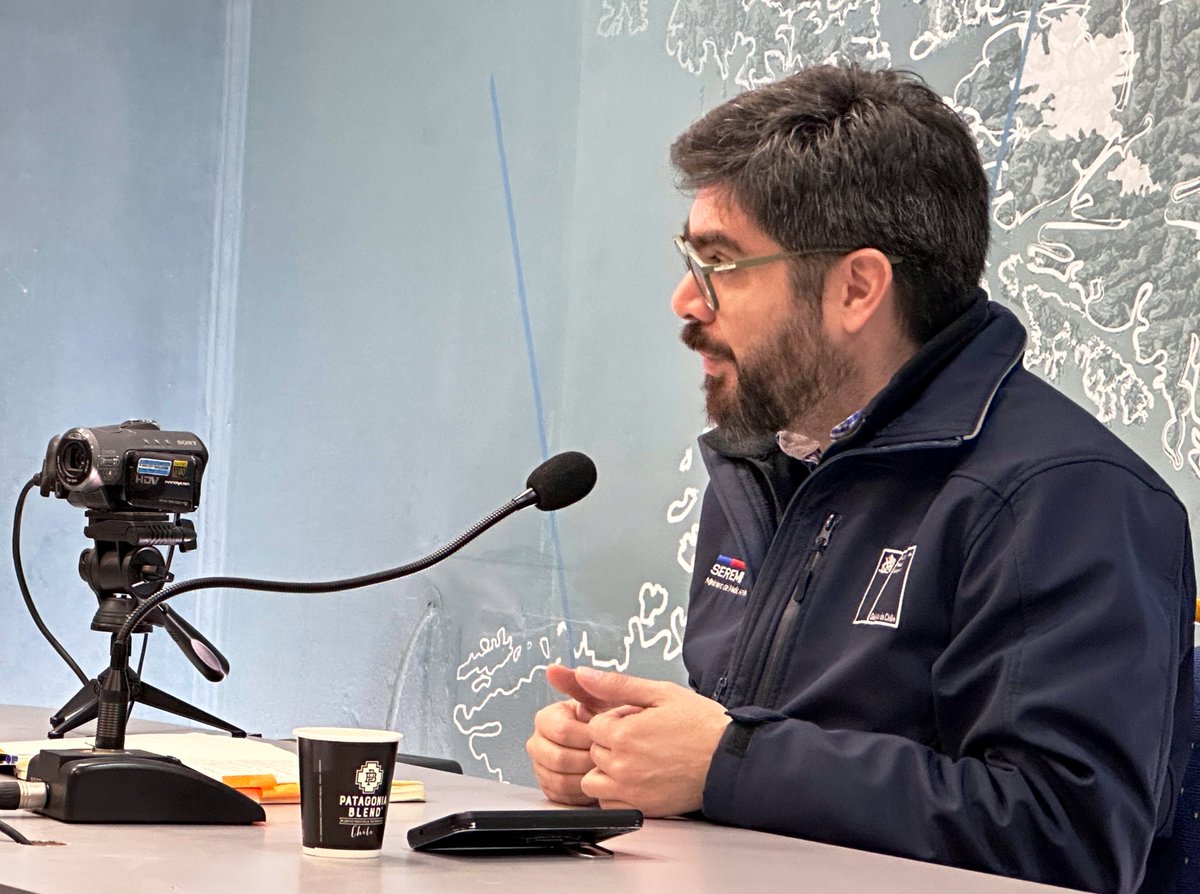 Seremi MMA Magallanes (@mmamagallanes) on Twitter photo “Se fortalecieron los equipos de Evaluación Ambiental a través del Programa de Desarrollo Sostenible (DPS) de <a href="/meconomia/">Ministerio de Economía, Fomento y Turismo</a>. En Magallanes tenemos a 11 profesionales trabajando en la Seremi de Salud, SEA, Medio Ambiente, Sernatur, etc #ChileAvanzaConHechos” <a href="/MMAChile/">Ministerio del Medio Ambiente</a> “Se fortalecieron los equipos de Evaluación Ambiental a través del Programa de Desarrollo Sostenible (DPS) de <a href="/meconomia/">Ministerio de Economía, Fomento y Turismo</a>. En Magallanes tenemos a 11 profesionales trabajando en la Seremi de Salud, SEA, Medio Ambiente, Sernatur, etc #ChileAvanzaConHechos” <a href="/MMAChile/">Ministerio del Medio Ambiente</a>