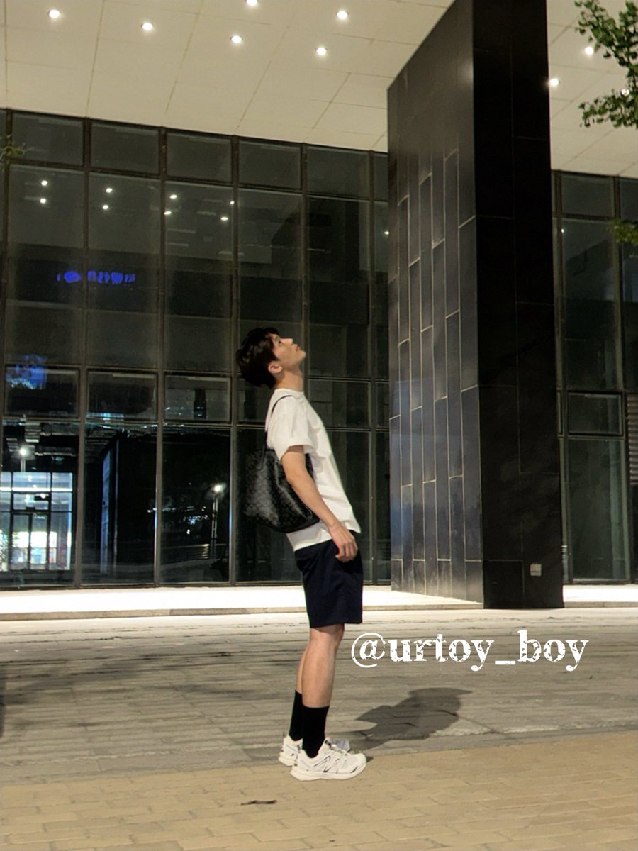 urtoy_boy tweet media