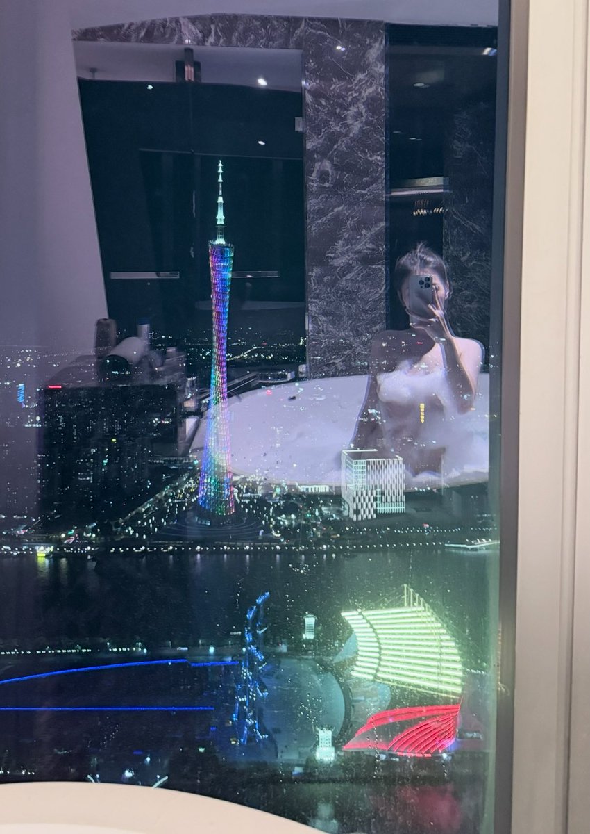 是不是裸體被看見了