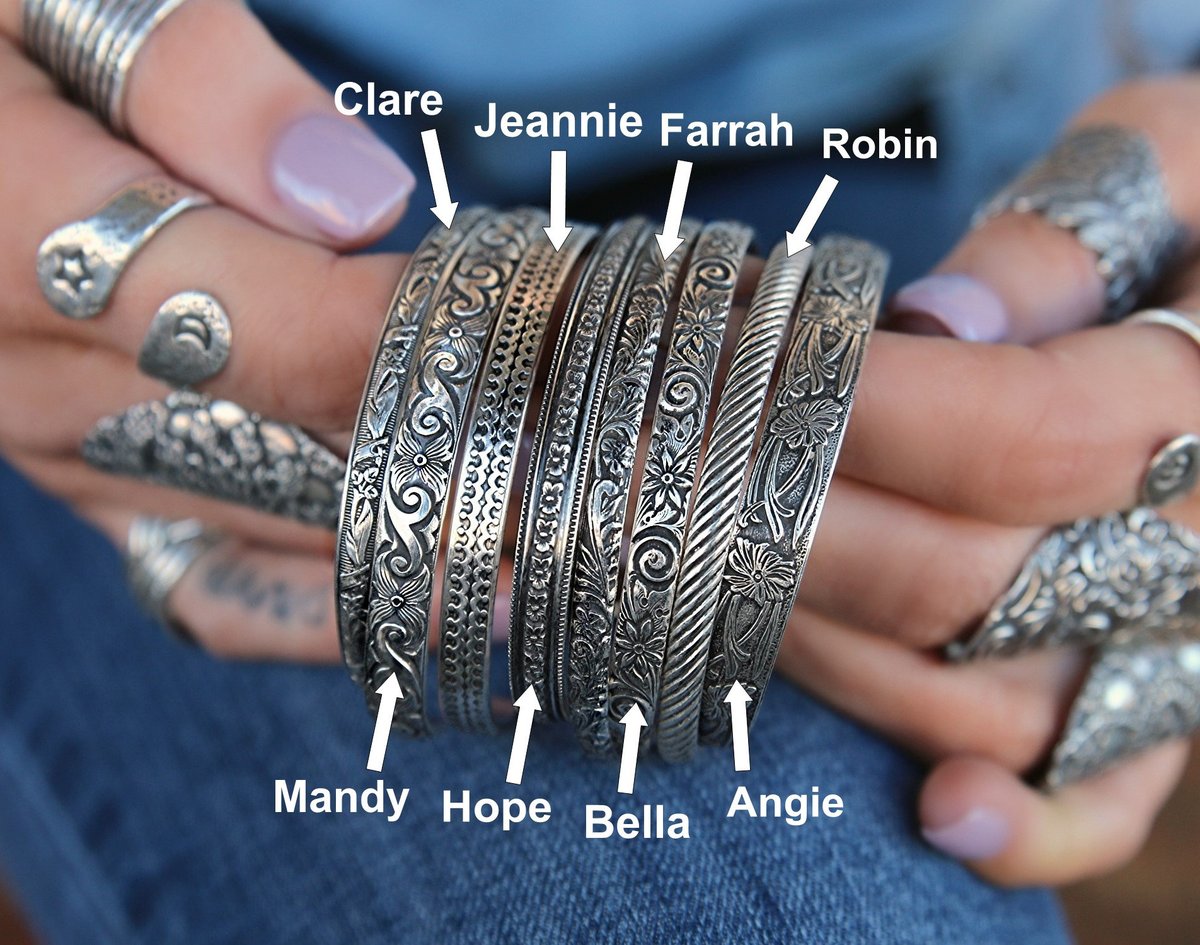 byhappygolicky's tweet image. Mix. Match. STACK. ✨
Choose 1, 2, 5, or 8 sterling silver boho cuffs—your fave designs, your way. Adjustable, easy to wear, and handmade to perfection.
Just leave your picks in the note box at checkout!
👉 happygolicky.etsy.com/listing/158904…

#BohoBracelets #SterlingSilver #StackingCuffs