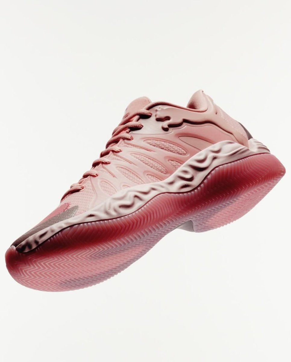 FIRST LOOK: Puma’s Hali 1, Tyrese Haliburton’s first signature sneaker 👏 

Thoughts?