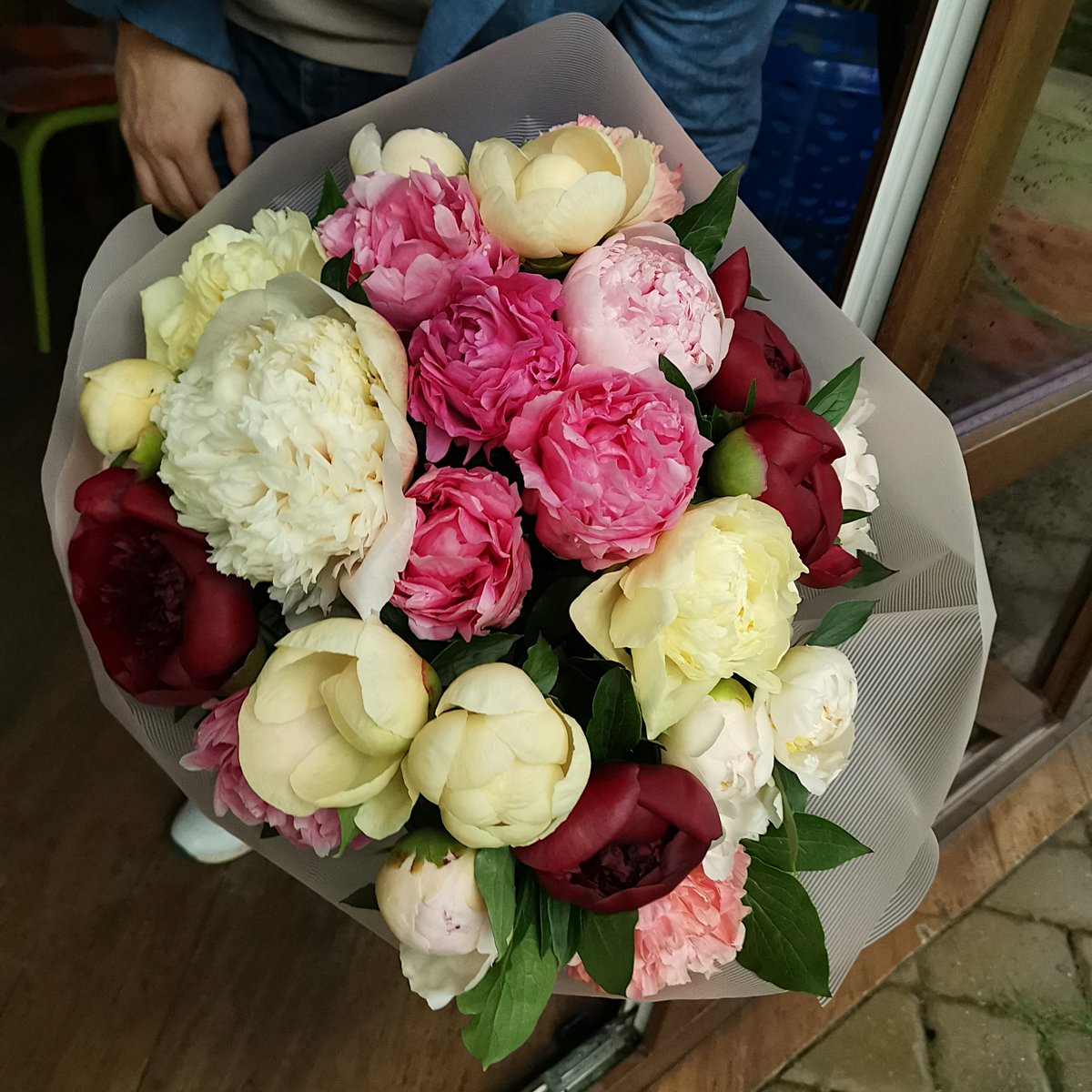 ...Букет под дождём 😍...успели 🥹
