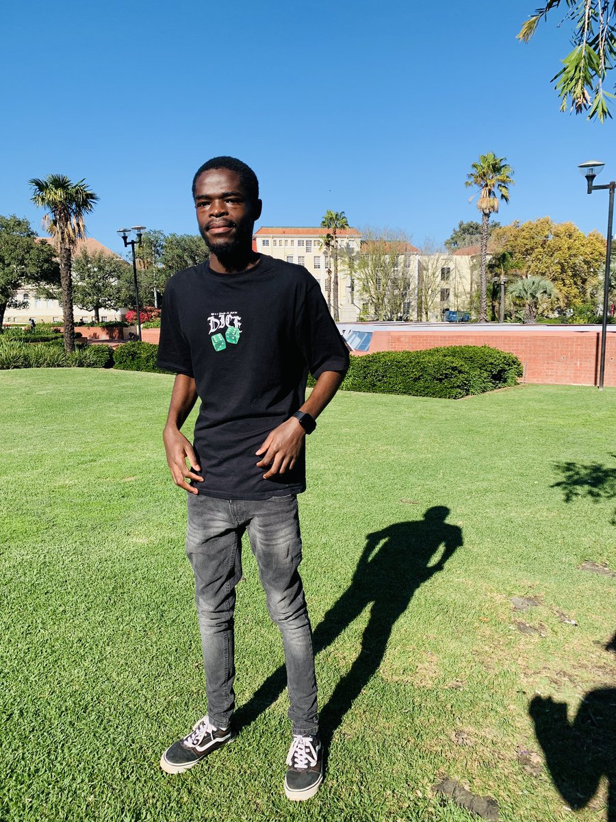 Economics exam paper got me like :