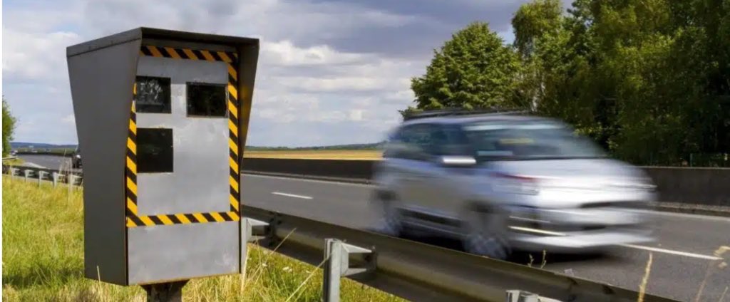 🇷🇺 Rusya 18413 sabit hız kamerası
🇩🇪 Almanya 3869 sabit hız kamerası  
🇳🇱 Hollanda : 1600 sabit hız kamerası  
🇮🇹 italya : 11.000 sabit hız kamerası
🇪🇸 İspanya :  1300 sabit hız kamerası
🇧🇪 Belçika : 2500 sabit hız kamerası
🇬🇧 İngiltere : 6500 sabit hız kamerası
🇫🇷 Fransa : 4500