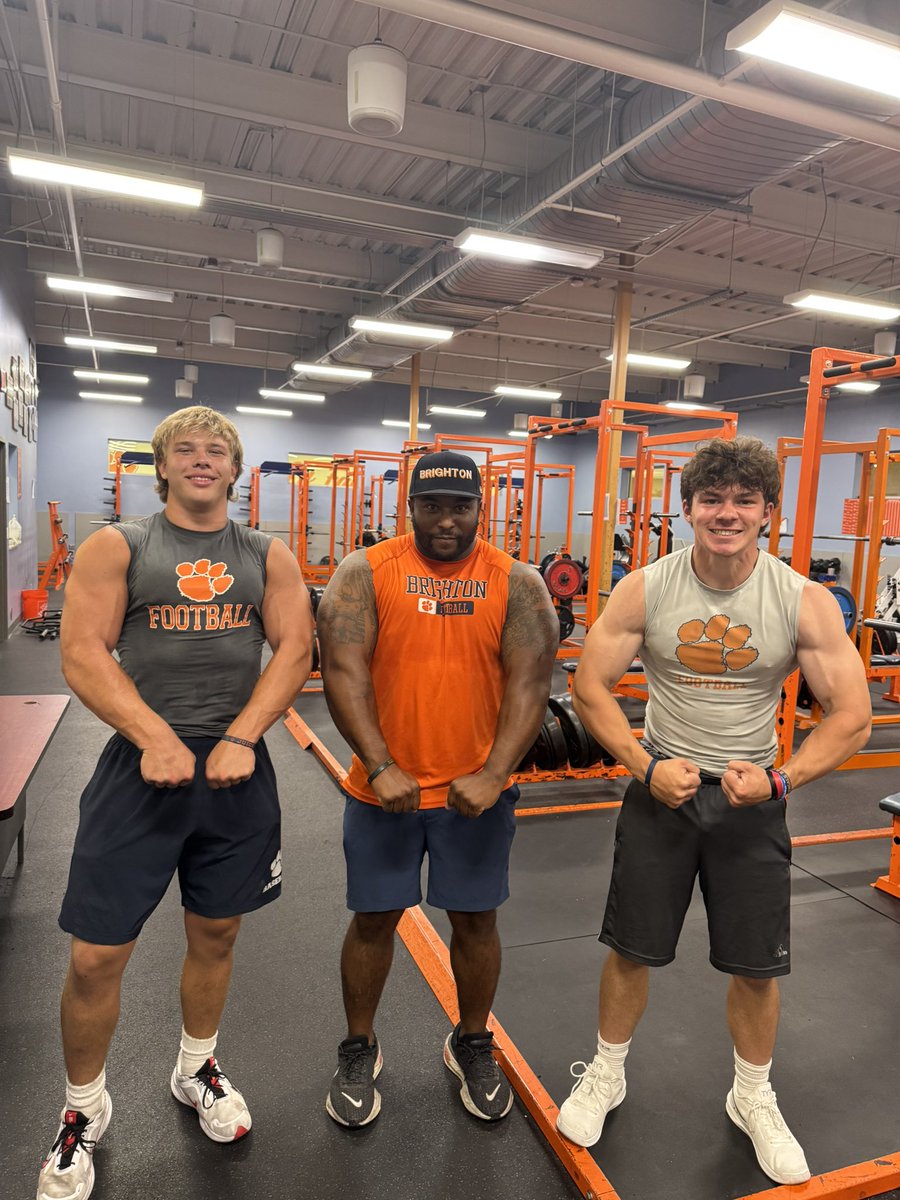 Matt Mann tweet media