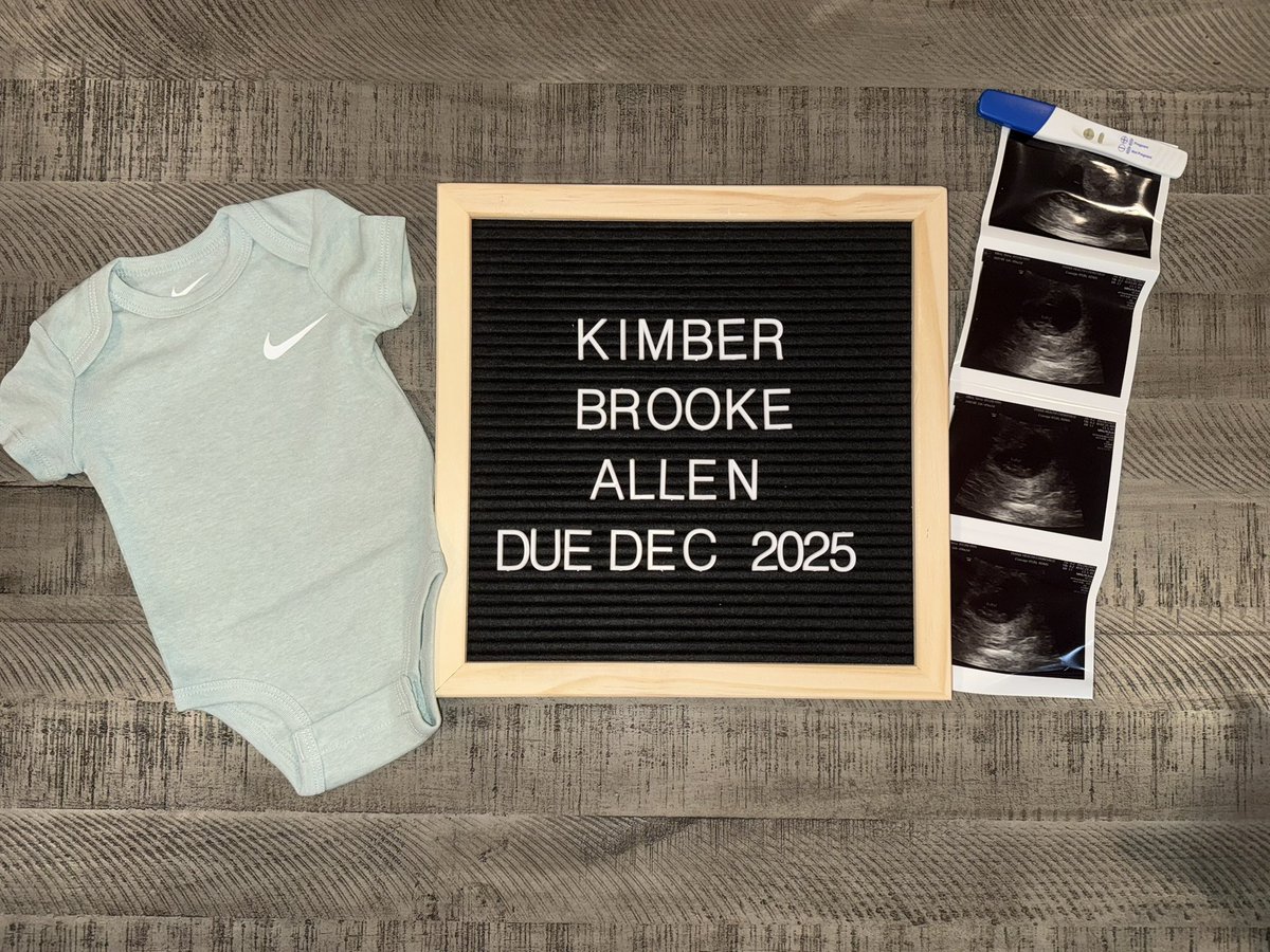 terrap20's tweet photo. Honey has some BIG news! She has a baby sister on the way! 🥹💕
Kimber Brooke Allen
Kimber after my mom Kimberly (Kim) https://t.co/Ej8pO35RfR