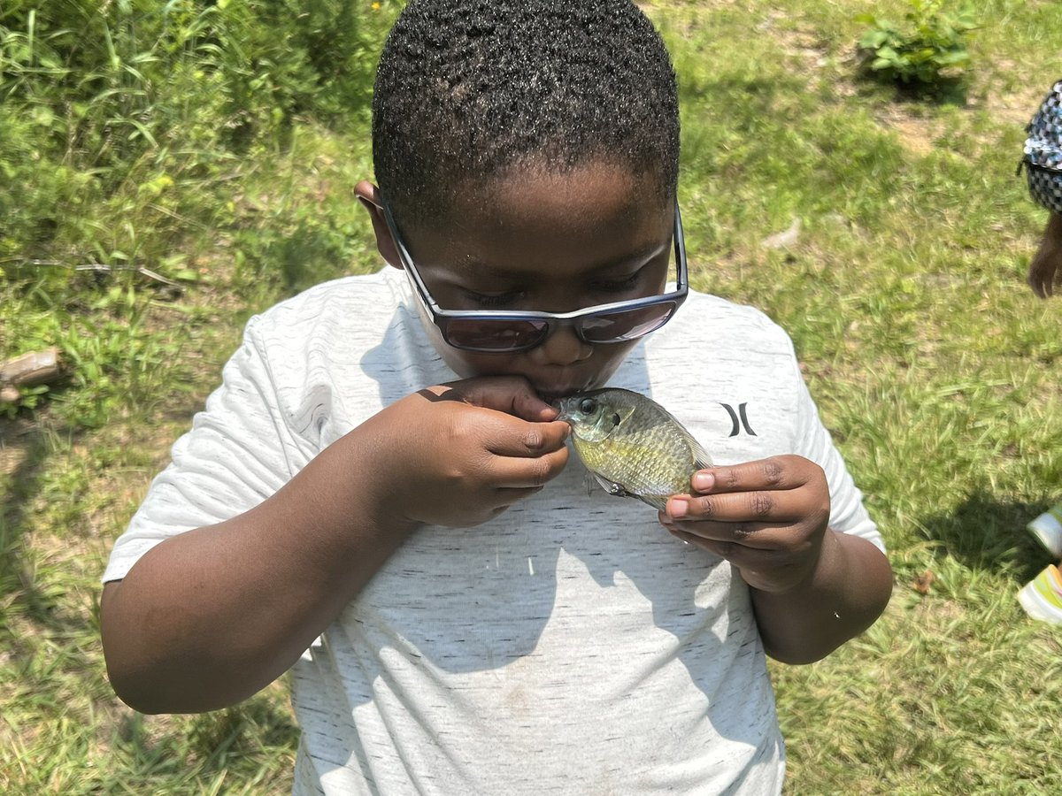 Charles Motter (@charlesmotter) on Twitter photo The <a href="/cms_dukes/">cms_dukes</a> spent the day <a href="/VAStateParks/">Virginia State Parks</a> Bear Creek Lake. Mr. Hatcher with the <a href="/VirginiaDWR/">Virginia Department of Wildlife Resources</a> helped show a variety of species with the SHOCK-BOAT! Then we set out to catch some of our own! #UnderTheC #WeAreCuCPS #SummerSchool2025 #KissForLuck <a href="/CuCPS/">Cumberland Schools #WeAreCuCPS</a> The <a href="/cms_dukes/">cms_dukes</a> spent the day <a href="/VAStateParks/">Virginia State Parks</a> Bear Creek Lake. Mr. Hatcher with the <a href="/VirginiaDWR/">Virginia Department of Wildlife Resources</a> helped show a variety of species with the SHOCK-BOAT! Then we set out to catch some of our own! #UnderTheC #WeAreCuCPS #SummerSchool2025 #KissForLuck <a href="/CuCPS/">Cumberland Schools #WeAreCuCPS</a>